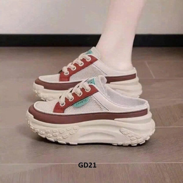 Chunky Platform Sneakers – Stylish & Comfortable Everyday Shoes